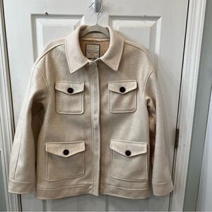 Bagatelle Collection Utility coat with 4 pockets in cream- NWOT